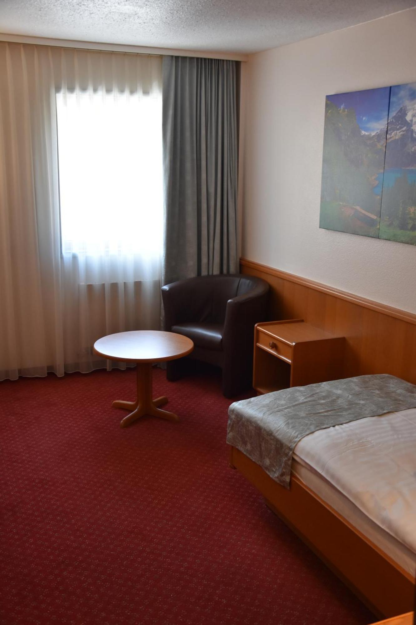 Hotel Des Trois Rois Le Locle Zewnętrze zdjęcie